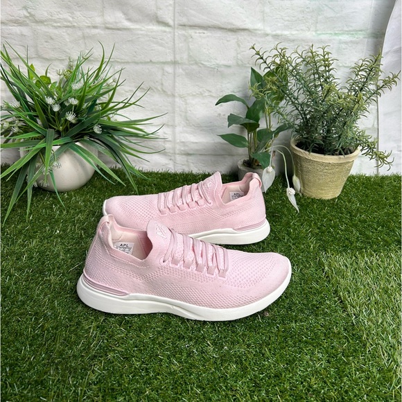 APL Women's TechLoom Breeze Bleached Pink / Ivory
Size 8.5 gently used 
$220 - Picture 11 of 15